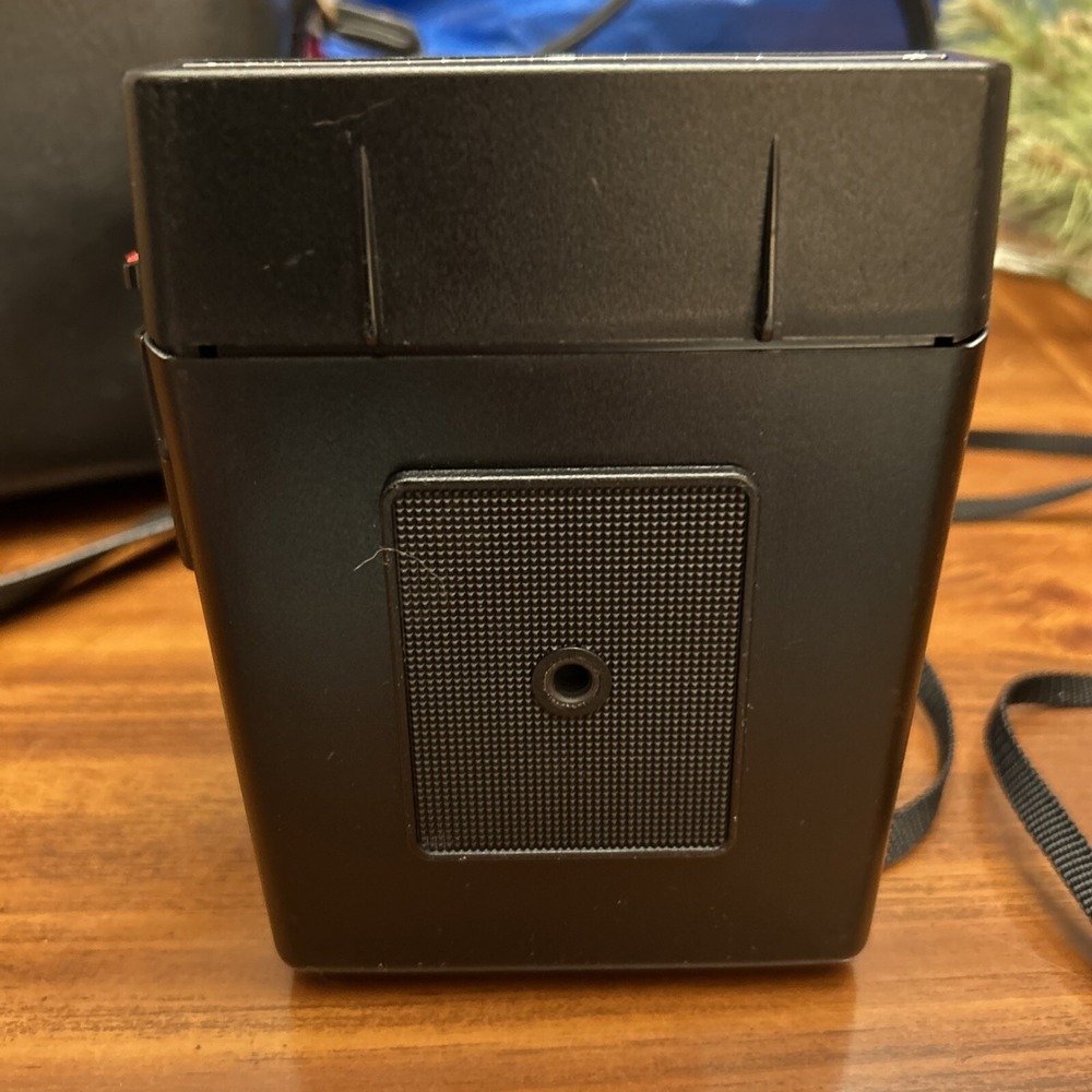 Polaroid Pronto Sonar OneStep Instant Camera Magic Flash Film In - Picture 4 of 7